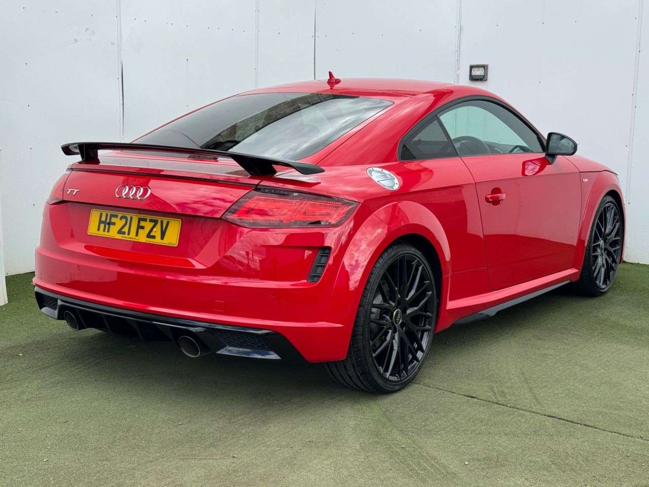 A 2021 AUDI TT 2.0 TFSI 40 Black Edition Coupe 3dr Petrol S Tronic Euro 6 (s/s) (197 ps) A 2021 AUDI TT 2.0 TFSI 40 Black Edition Coupe 3dr Petrol S Tronic Euro 6 (s/s) (197 ps)