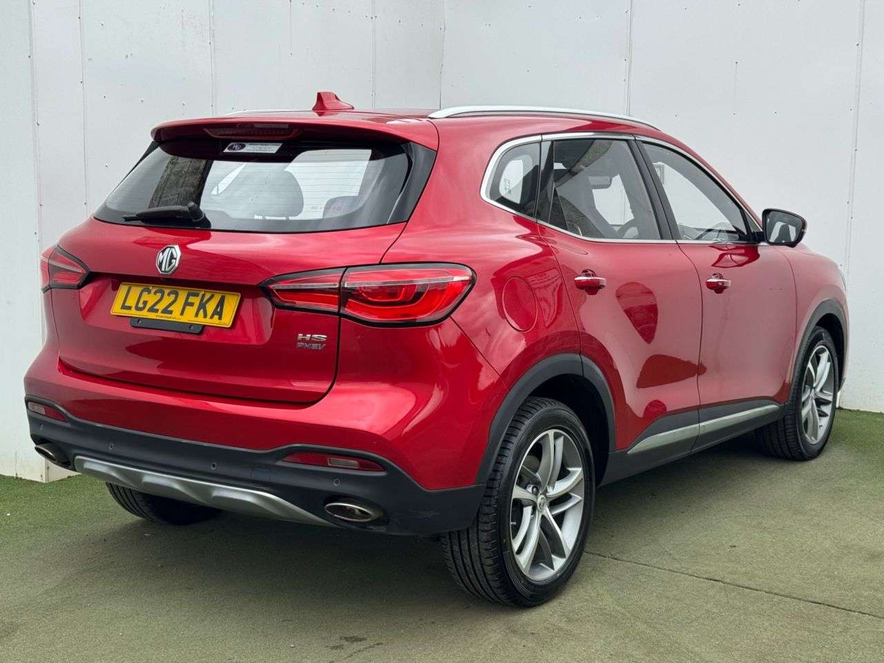 A 2022 MG MG HS 1.5 T-GDI 16.6kWh Exclusive SUV 5dr Petrol Plug-in Hybrid Auto Euro 6 (s/s) A 2022 MG MG HS 1.5 T-GDI 16.6kWh Exclusive SUV 5dr Petrol Plug-in Hybrid Auto Euro 6 (s/s)