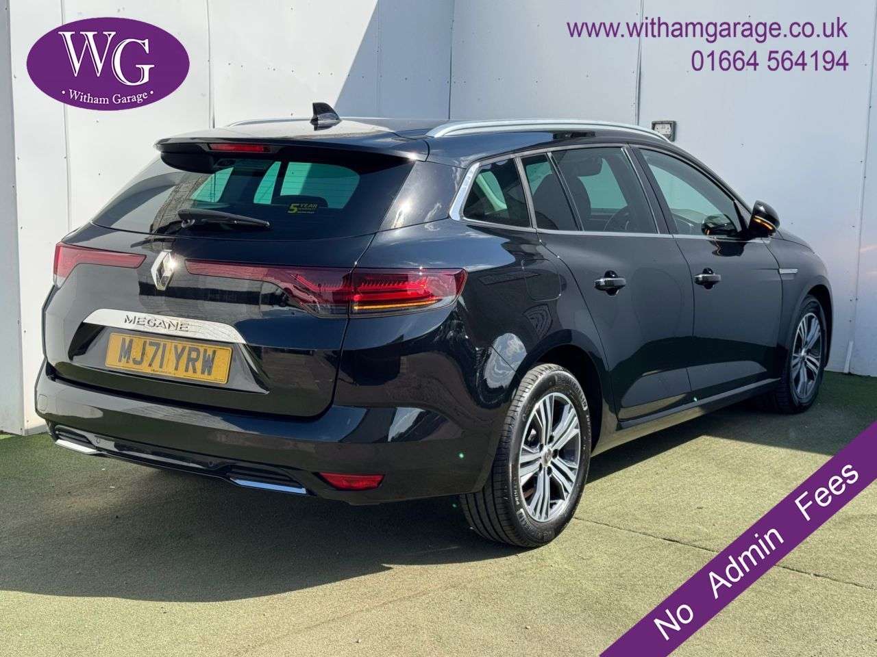 A 2021 RENAULT MEGANE 1.5 Blue dCi Iconic Sport Tourer 5dr Diesel EDC Euro 6 (s/s) (115 ps) A 2021 RENAULT MEGANE 1.5 Blue dCi Iconic Sport Tourer 5dr Diesel EDC Euro 6 (s/s) (115 ps)