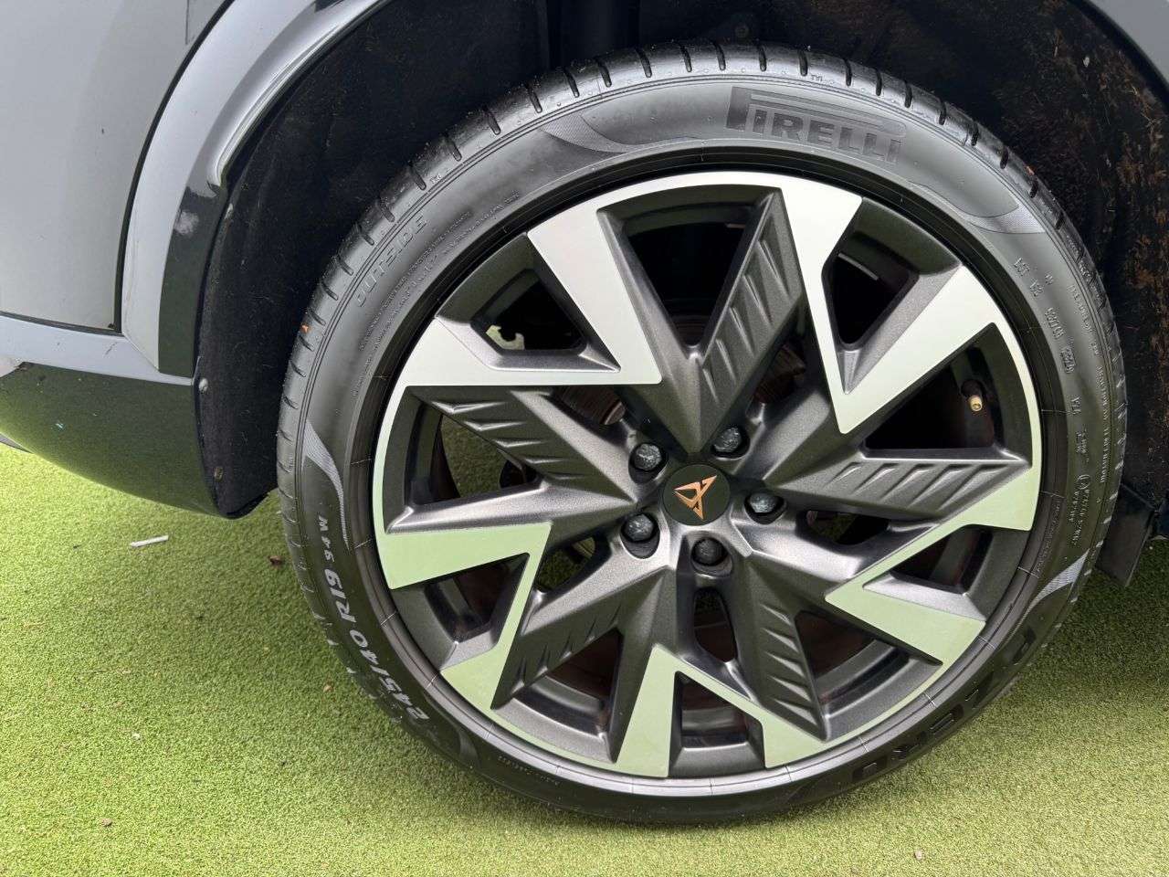 2024 CUPRA FORMENTOR 2024 CUPRA FORMENTOR