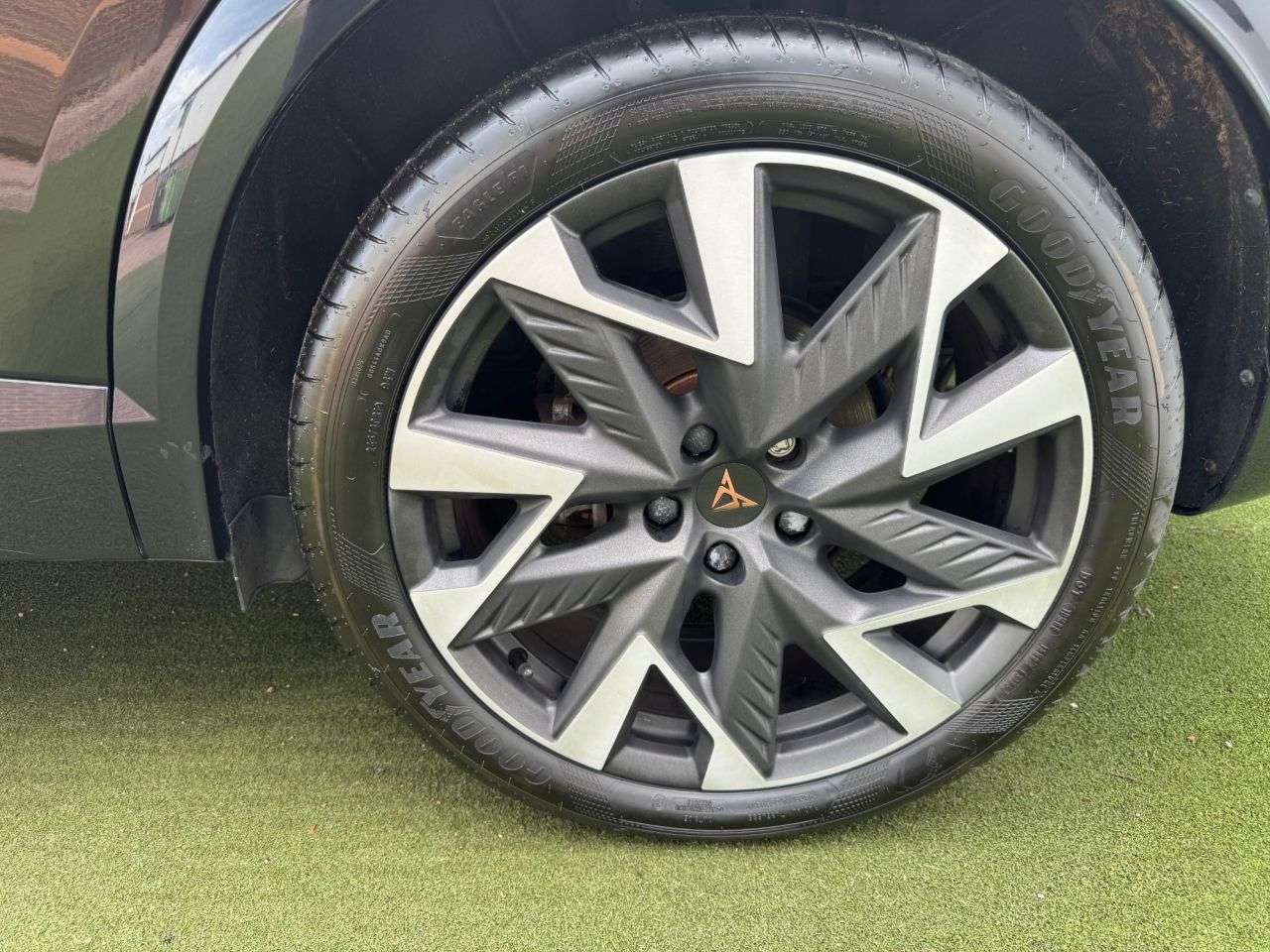 2024 CUPRA FORMENTOR 2024 CUPRA FORMENTOR