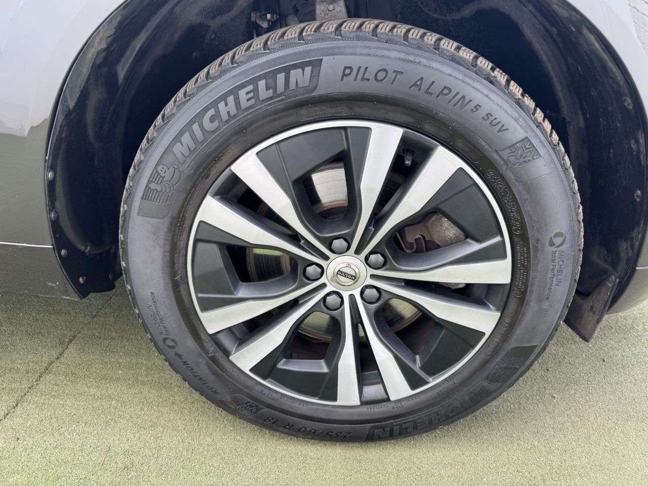 2021 VOLVO XC60 2021 VOLVO XC60
