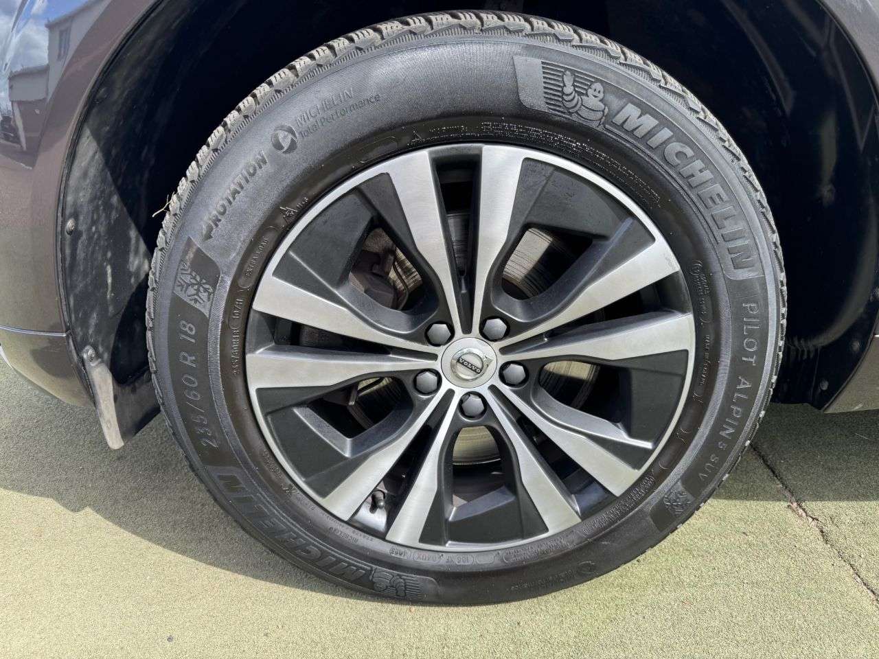 2021 VOLVO XC60 2021 VOLVO XC60