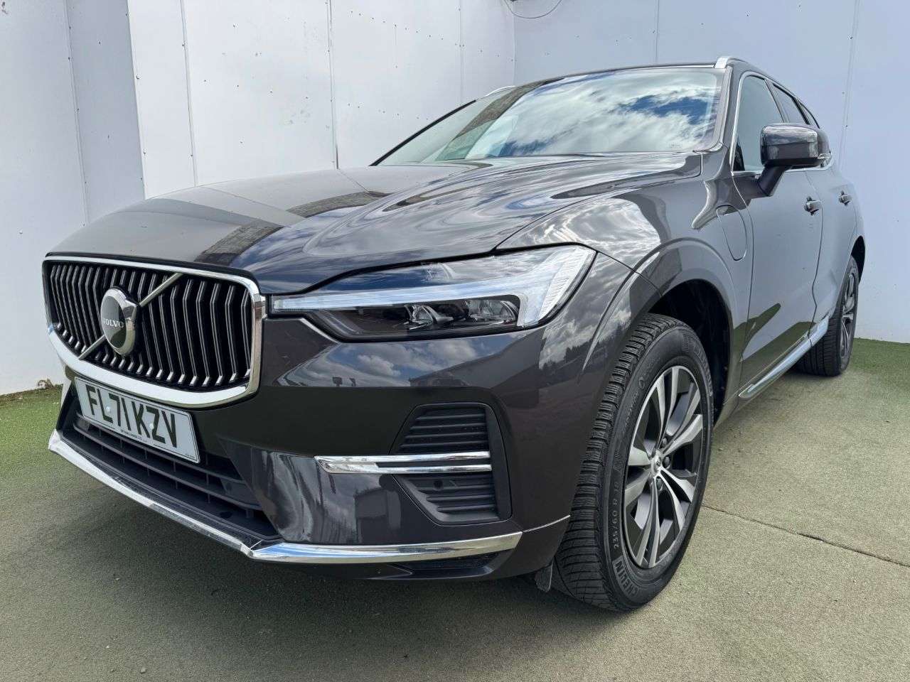 2021 VOLVO XC60 2021 VOLVO XC60