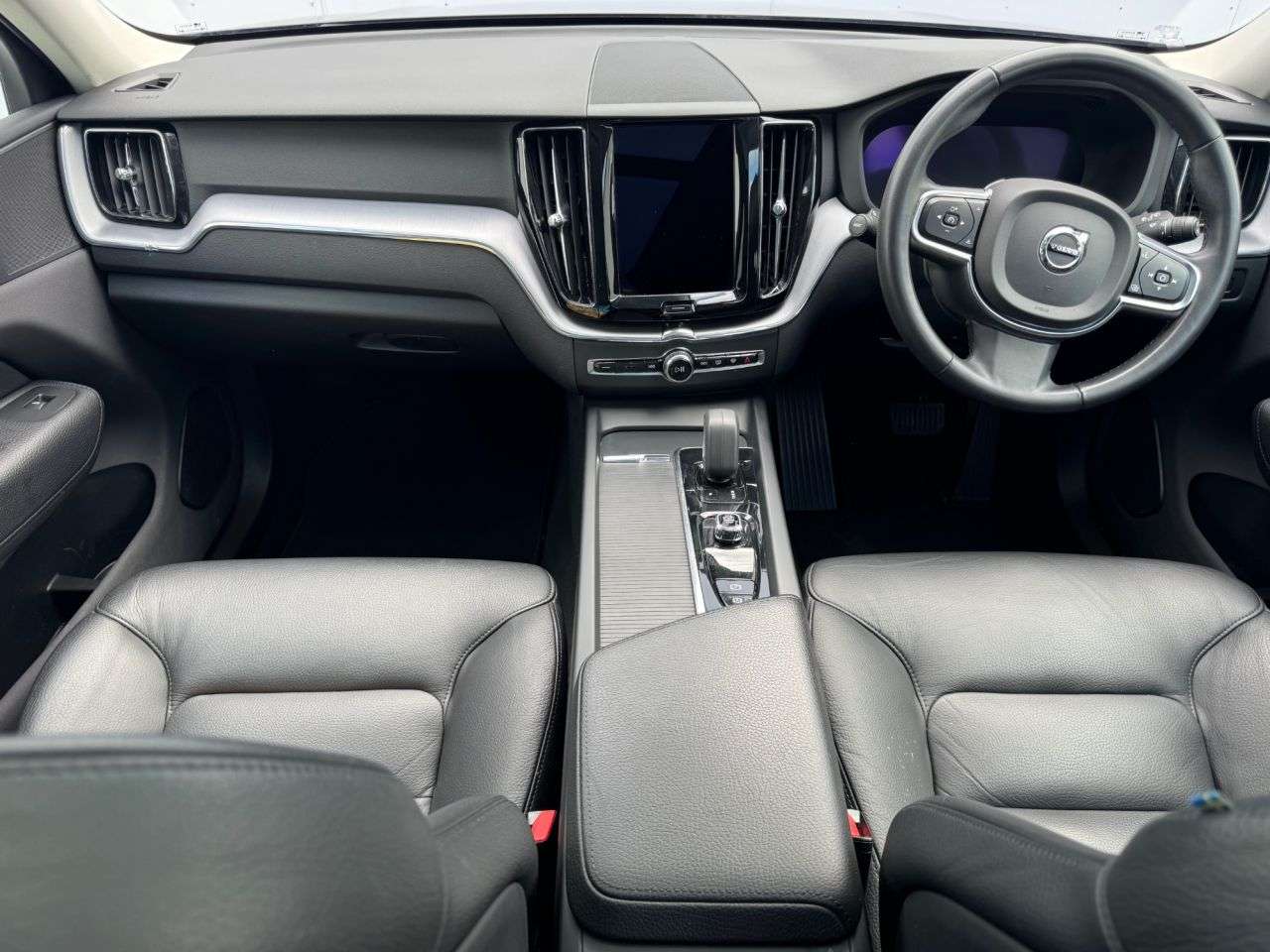 2021 VOLVO XC60 2021 VOLVO XC60