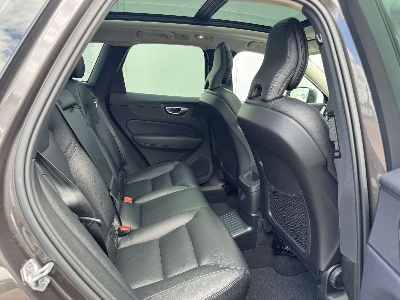 2021 VOLVO XC60 2021 VOLVO XC60