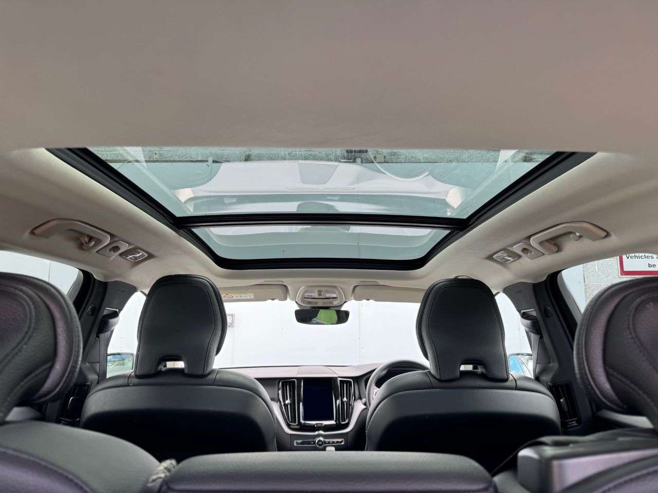 2021 VOLVO XC60 2021 VOLVO XC60