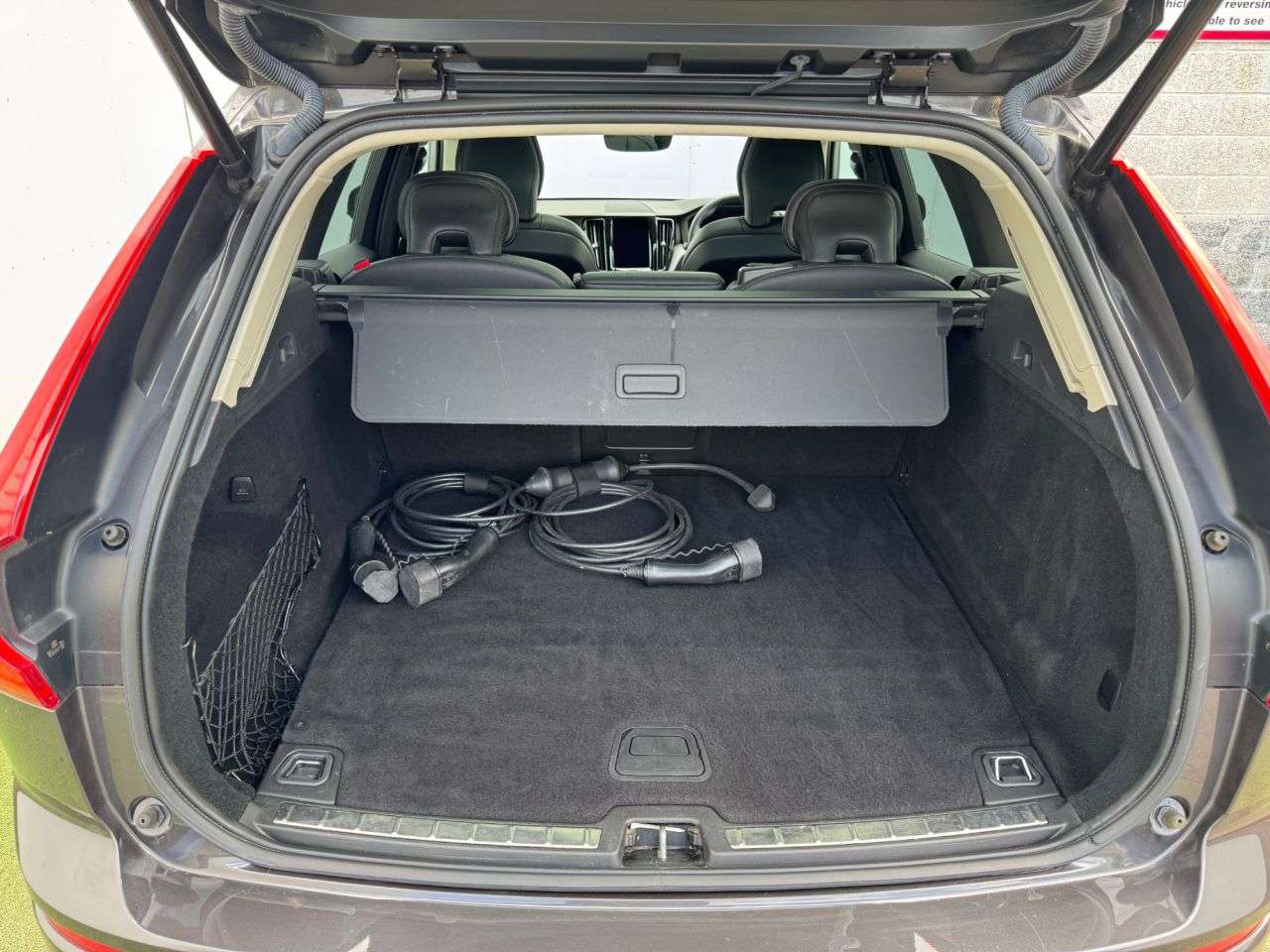 2021 VOLVO XC60 2021 VOLVO XC60