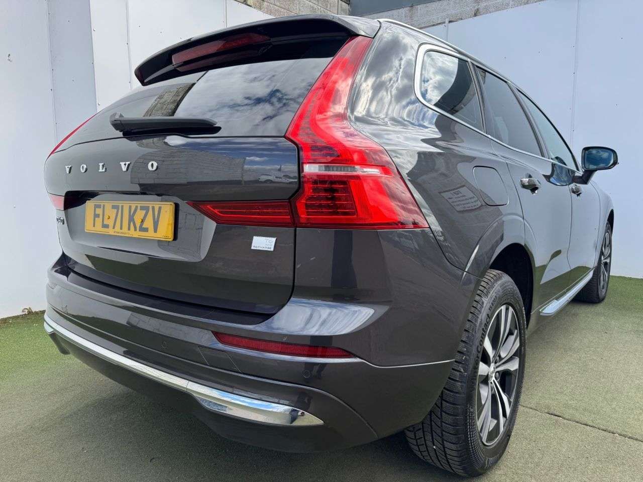 2021 VOLVO XC60 2021 VOLVO XC60