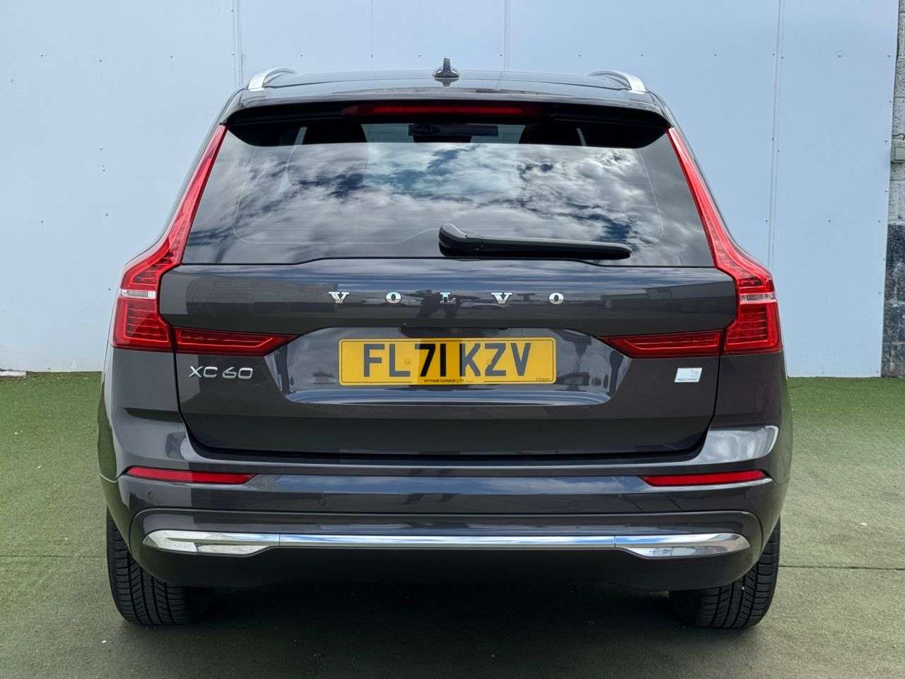 2021 VOLVO XC60 2021 VOLVO XC60