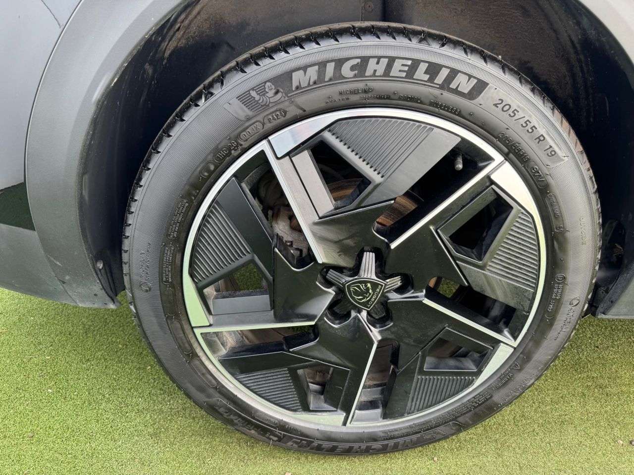 2024 PEUGEOT 408 2024 PEUGEOT 408