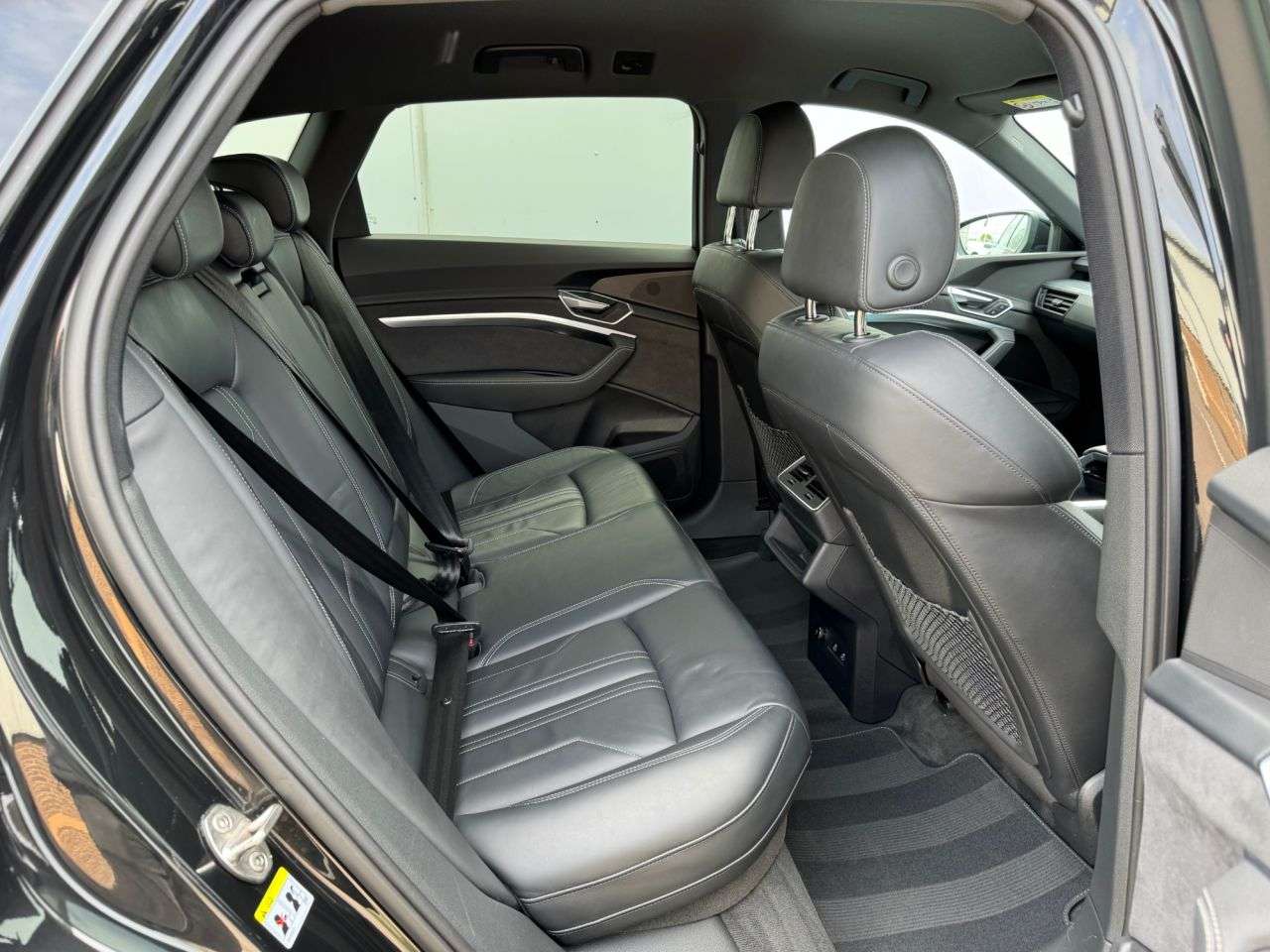 2022 AUDI E-TRON 2022 AUDI E-TRON