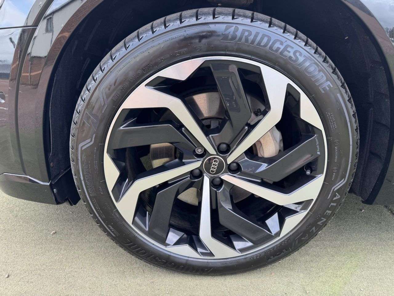 2022 AUDI E-TRON 2022 AUDI E-TRON