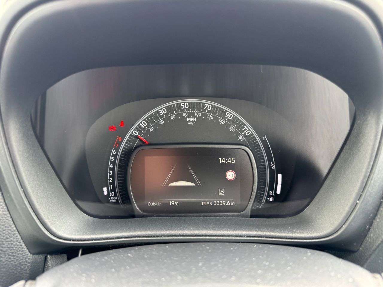 2024 TOYOTA AYGO X 2024 TOYOTA AYGO X