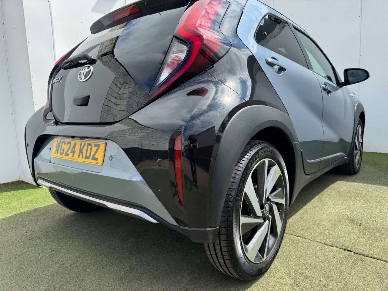 2024 TOYOTA AYGO X 2024 TOYOTA AYGO X