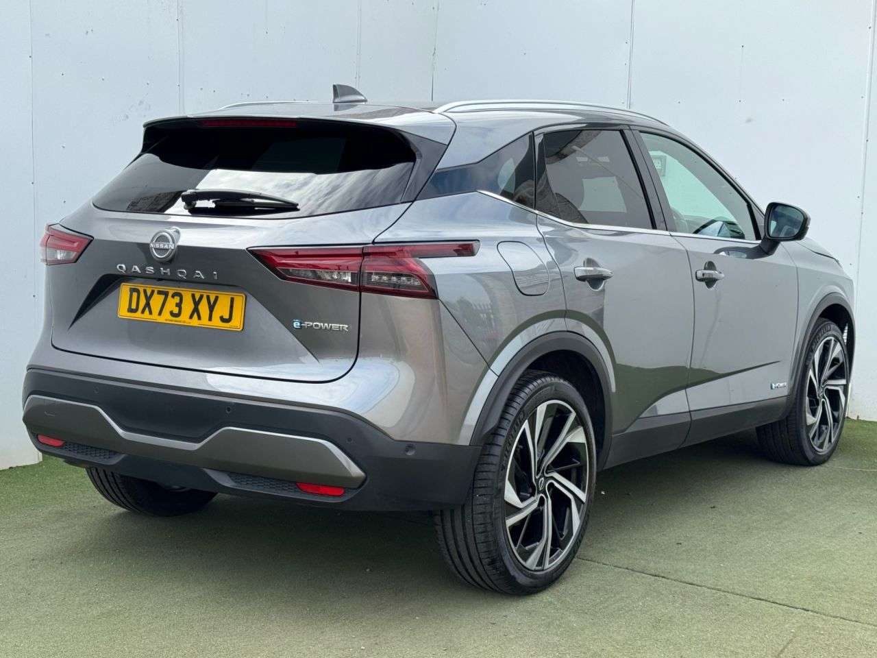 A 2023 NISSAN QASHQAI 1.5 h e-POWER Tekna+ SUV 5dr Petrol Hybrid Auto Euro 6 (s/s) (190 ps) A 2023 NISSAN QASHQAI 1.5 h e-POWER Tekna+ SUV 5dr Petrol Hybrid Auto Euro 6 (s/s) (190 ps)