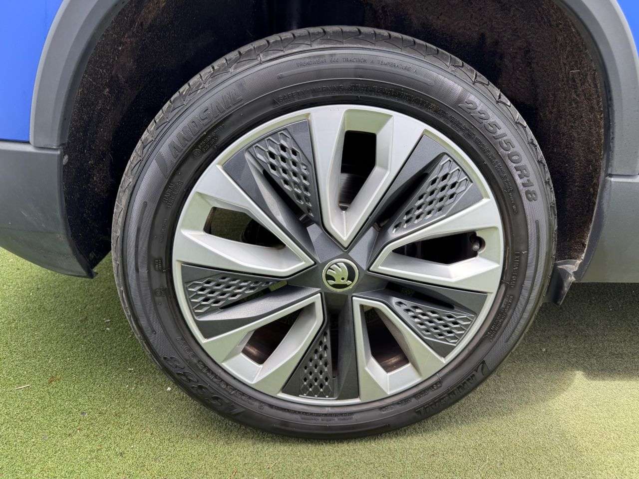 2023 SKODA KAROQ 2023 SKODA KAROQ