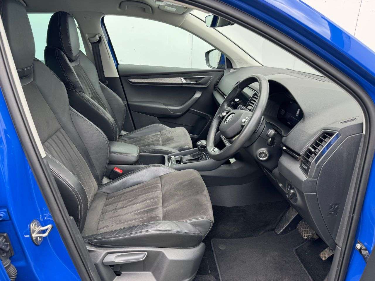 2023 SKODA KAROQ 2023 SKODA KAROQ