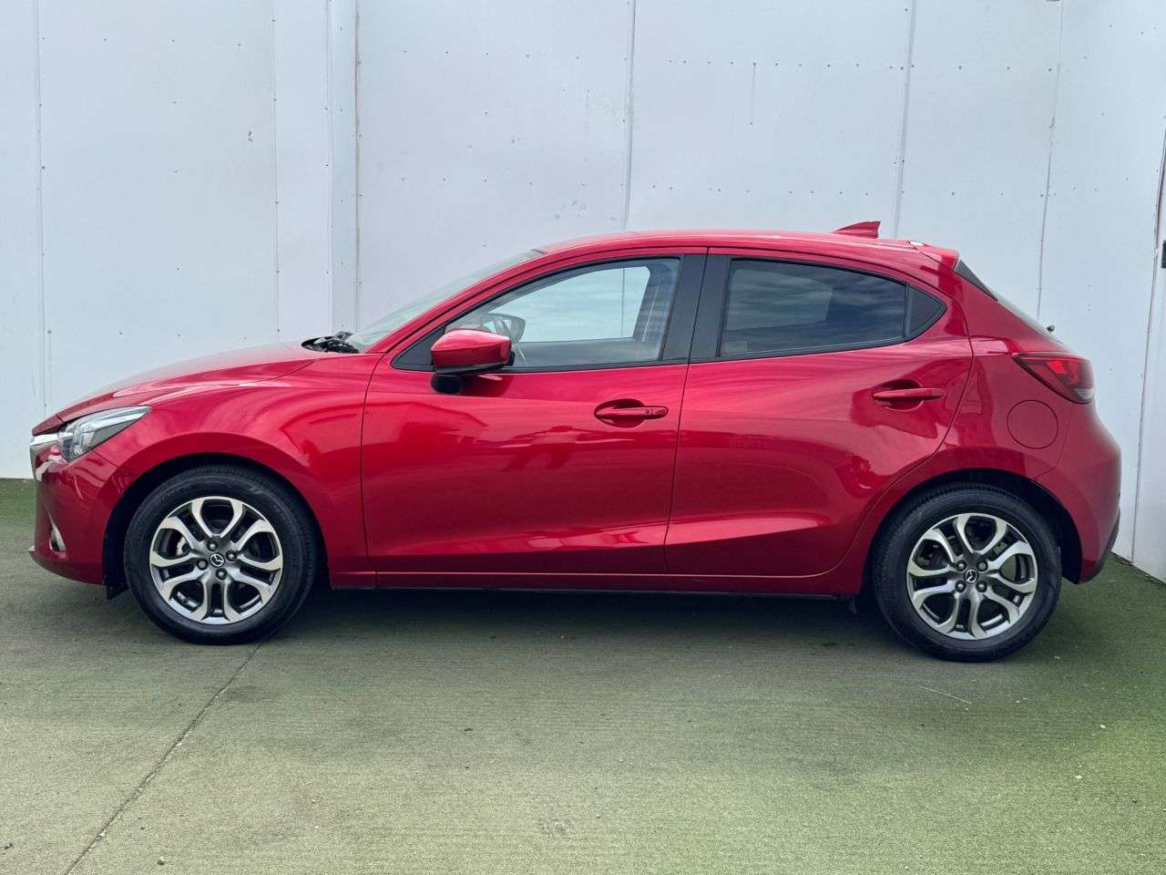 2019 MAZDA MAZDA2 2019 MAZDA MAZDA2