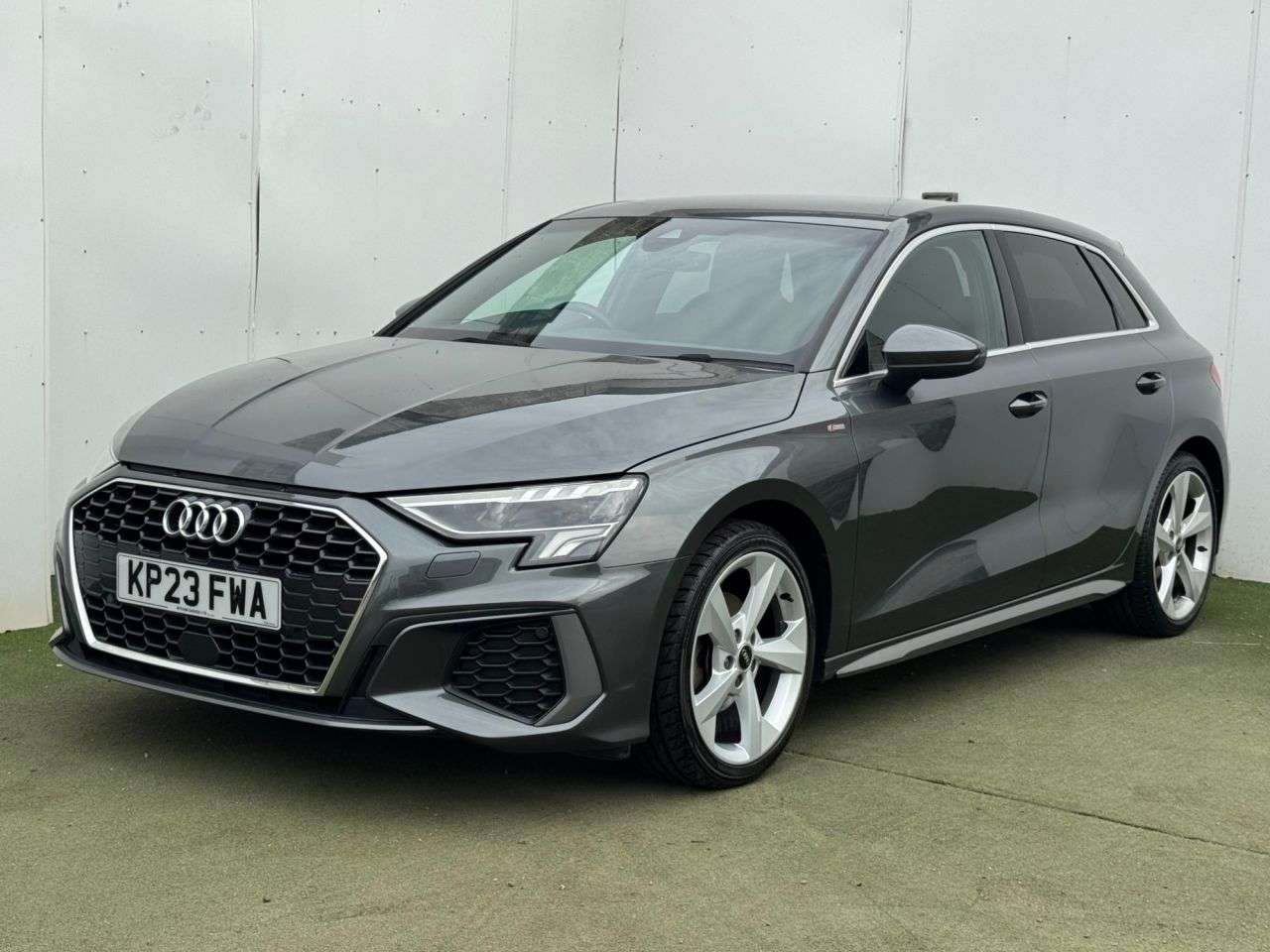 A 2023 AUDI A3 1.5 TFSI 35 S line Sportback 5dr Petrol S Tronic Euro 6 (s/s) (150 ps) A 2023 AUDI A3 1.5 TFSI 35 S line Sportback 5dr Petrol S Tronic Euro 6 (s/s) (150 ps)