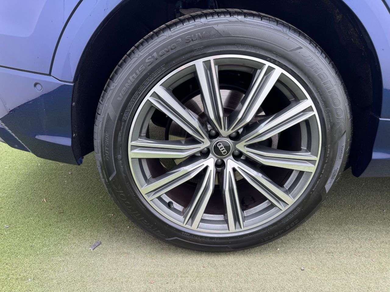 2022 AUDI Q8 2022 AUDI Q8