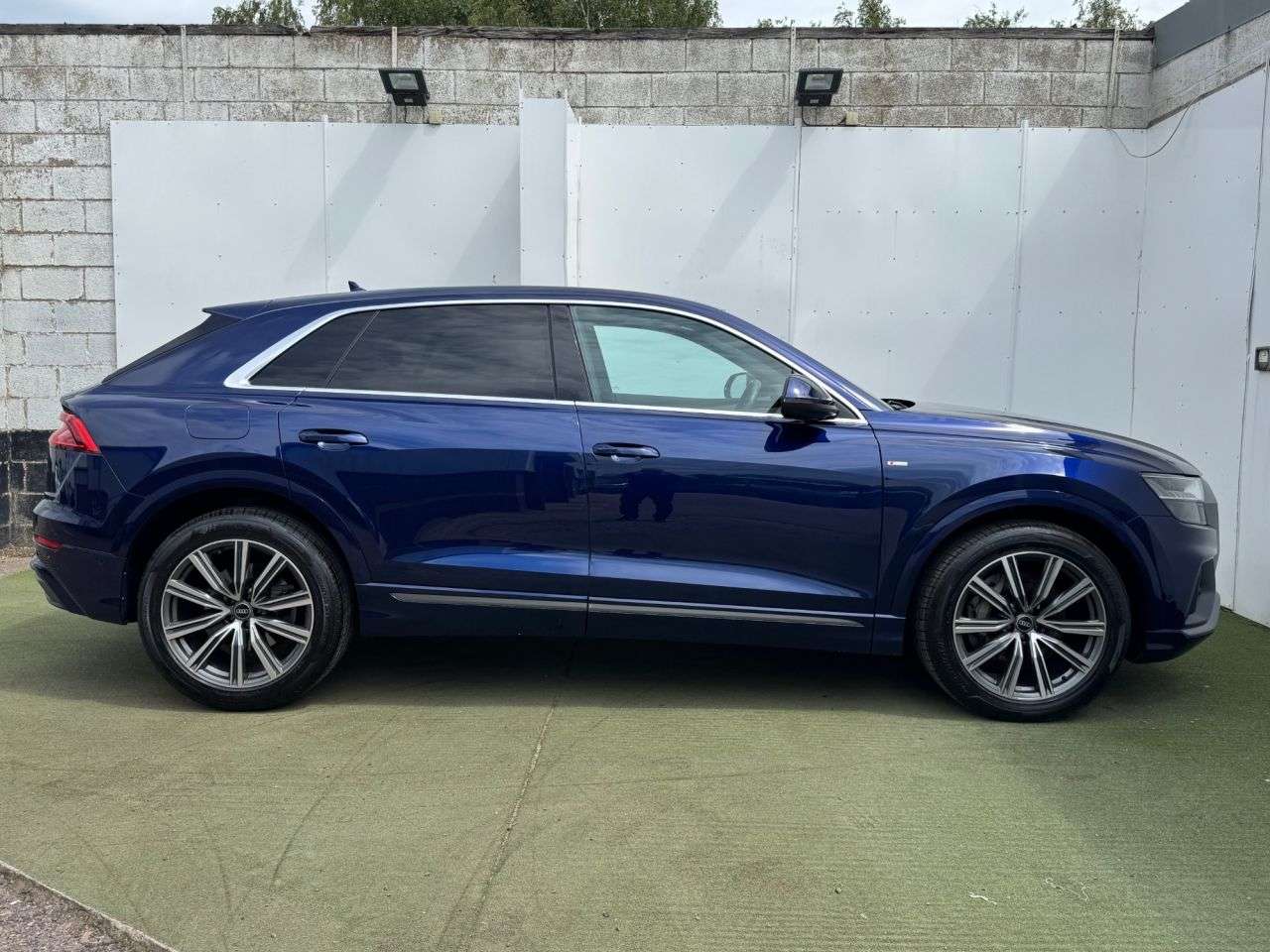 2022 AUDI Q8 2022 AUDI Q8