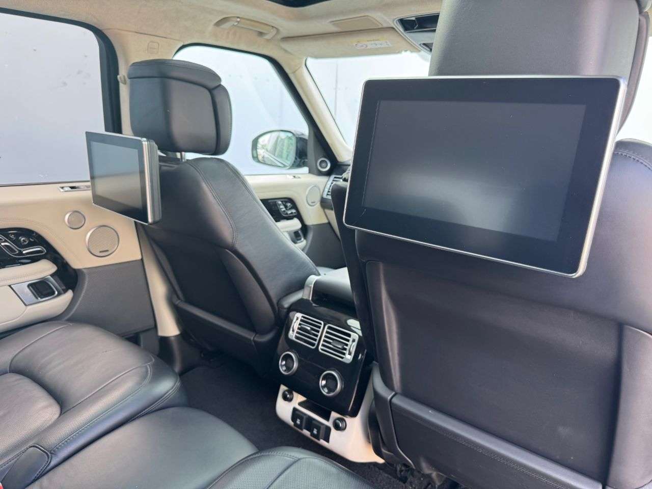 2018 LAND ROVER RANGE ROVER 2018 LAND ROVER RANGE ROVER