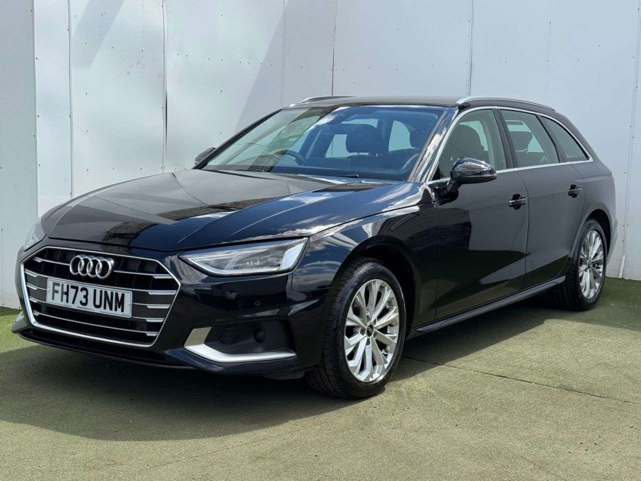 A 2024 AUDI A4 AVANT 2.0 TDI 35 Sport Estate 5dr Diesel S Tronic Euro 6 (s/s) (163 ps) A 2024 AUDI A4 AVANT 2.0 TDI 35 Sport Estate 5dr Diesel S Tronic Euro 6 (s/s) (163 ps)
