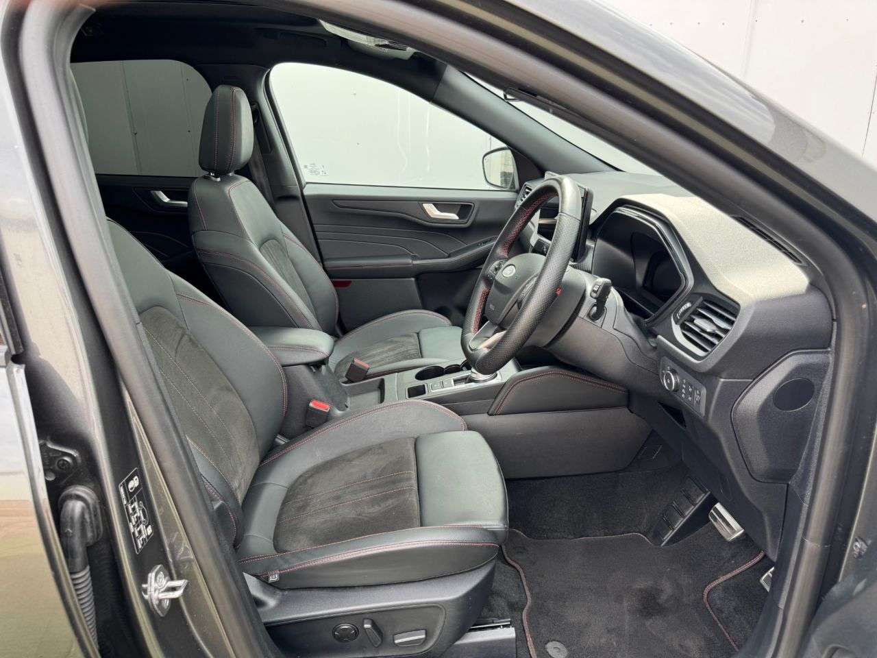 2025 FORD KUGA 2025 FORD KUGA