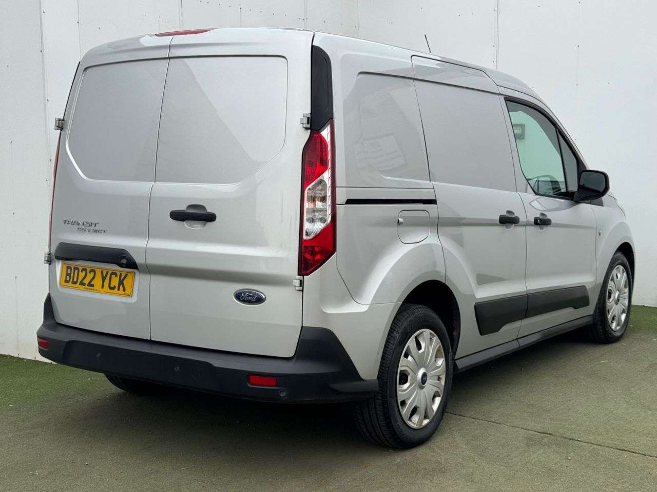 A 2022 FORD TRANSIT CONNECT 1.5 240 EcoBlue Trend Panel Van 5dr Diesel Auto L1 Euro 6 (s/s) (120 ps) A 2022 FORD TRANSIT CONNECT 1.5 240 EcoBlue Trend Panel Van 5dr Diesel Auto L1 Euro 6 (s/s) (120 ps)