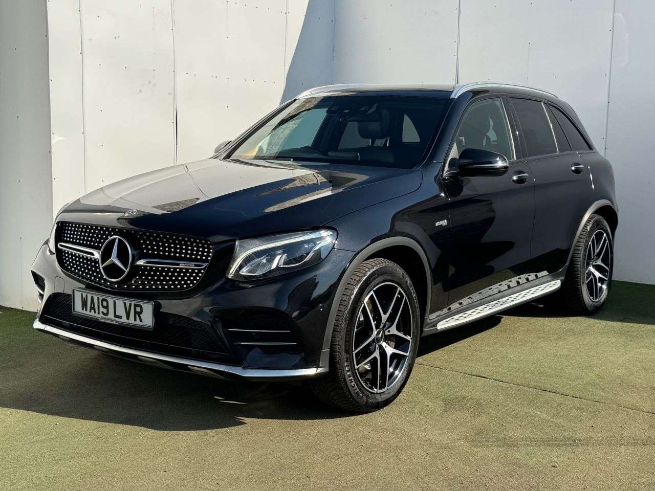 A 2019 MERCEDES-BENZ GLC 3.0 GLC43 V6 AMG (Premium) SUV 5dr Petrol G-Tronic+ 4MATIC Euro 6 (s/s) (36 A 2019 MERCEDES-BENZ GLC 3.0 GLC43 V6 AMG (Premium) SUV 5dr Petrol G-Tronic+ 4MATIC Euro 6 (s/s) (36