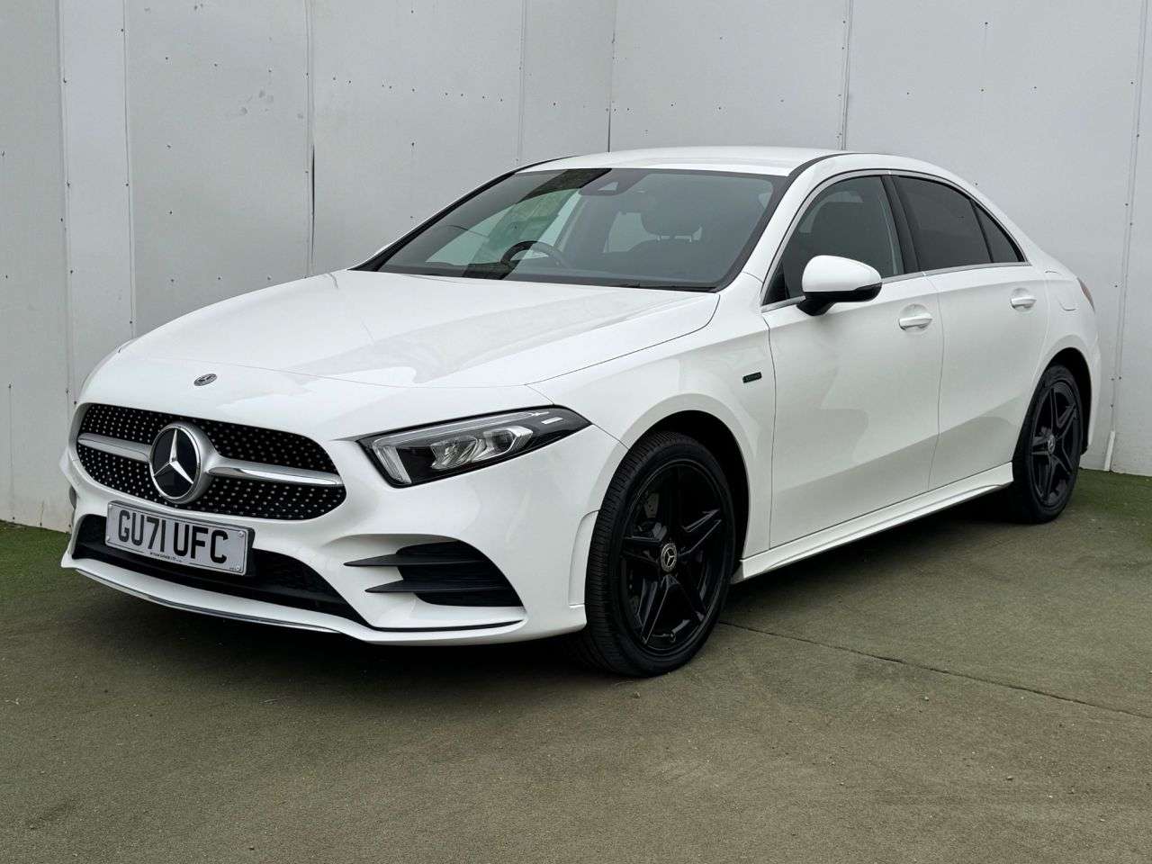 A 2021 MERCEDES-BENZ A CLASS 1.3 A250e 15.6kWh AMG Line Saloon 4dr Petrol Plug-in Hybrid 8G-DCT Euro 6 ( A 2021 MERCEDES-BENZ A CLASS 1.3 A250e 15.6kWh AMG Line Saloon 4dr Petrol Plug-in Hybrid 8G-DCT Euro 6 (