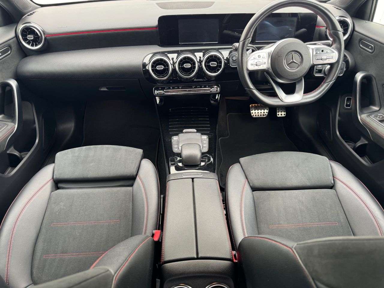 2021 MERCEDES-BENZ A CLASS 2021 MERCEDES-BENZ A CLASS