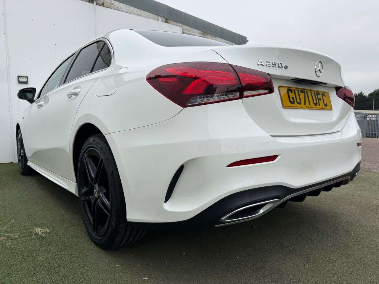 2021 MERCEDES-BENZ A CLASS 2021 MERCEDES-BENZ A CLASS