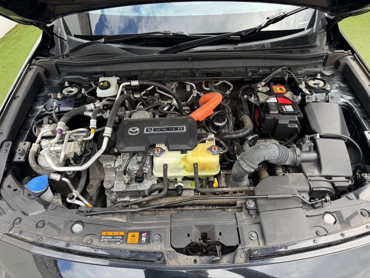 2023 MAZDA MX-30 2023 MAZDA MX-30