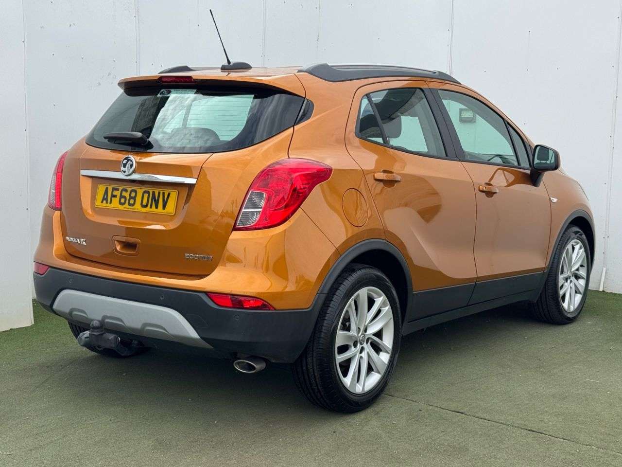 A 2018 VAUXHALL MOKKA X 1.4i Turbo ecoTEC Design Nav SUV 5dr Petrol Manual Euro 6 (s/s) (140 ps) Fu A 2018 VAUXHALL MOKKA X 1.4i Turbo ecoTEC Design Nav SUV 5dr Petrol Manual Euro 6 (s/s) (140 ps) Fu