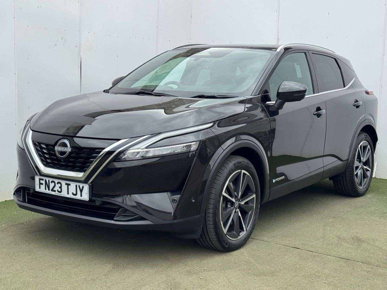 A 2023 NISSAN QASHQAI 1.5 h e-POWER Tekna SUV 5dr Petrol Hybrid Auto Euro 6 (s/s) (190 ps) 1 Owne A 2023 NISSAN QASHQAI 1.5 h e-POWER Tekna SUV 5dr Petrol Hybrid Auto Euro 6 (s/s) (190 ps) 1 Owne