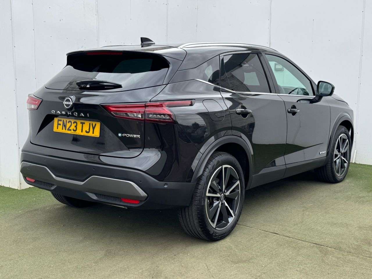 A 2023 NISSAN QASHQAI 1.5 h e-POWER Tekna SUV 5dr Petrol Hybrid Auto Euro 6 (s/s) (190 ps) 1 Owne A 2023 NISSAN QASHQAI 1.5 h e-POWER Tekna SUV 5dr Petrol Hybrid Auto Euro 6 (s/s) (190 ps) 1 Owne