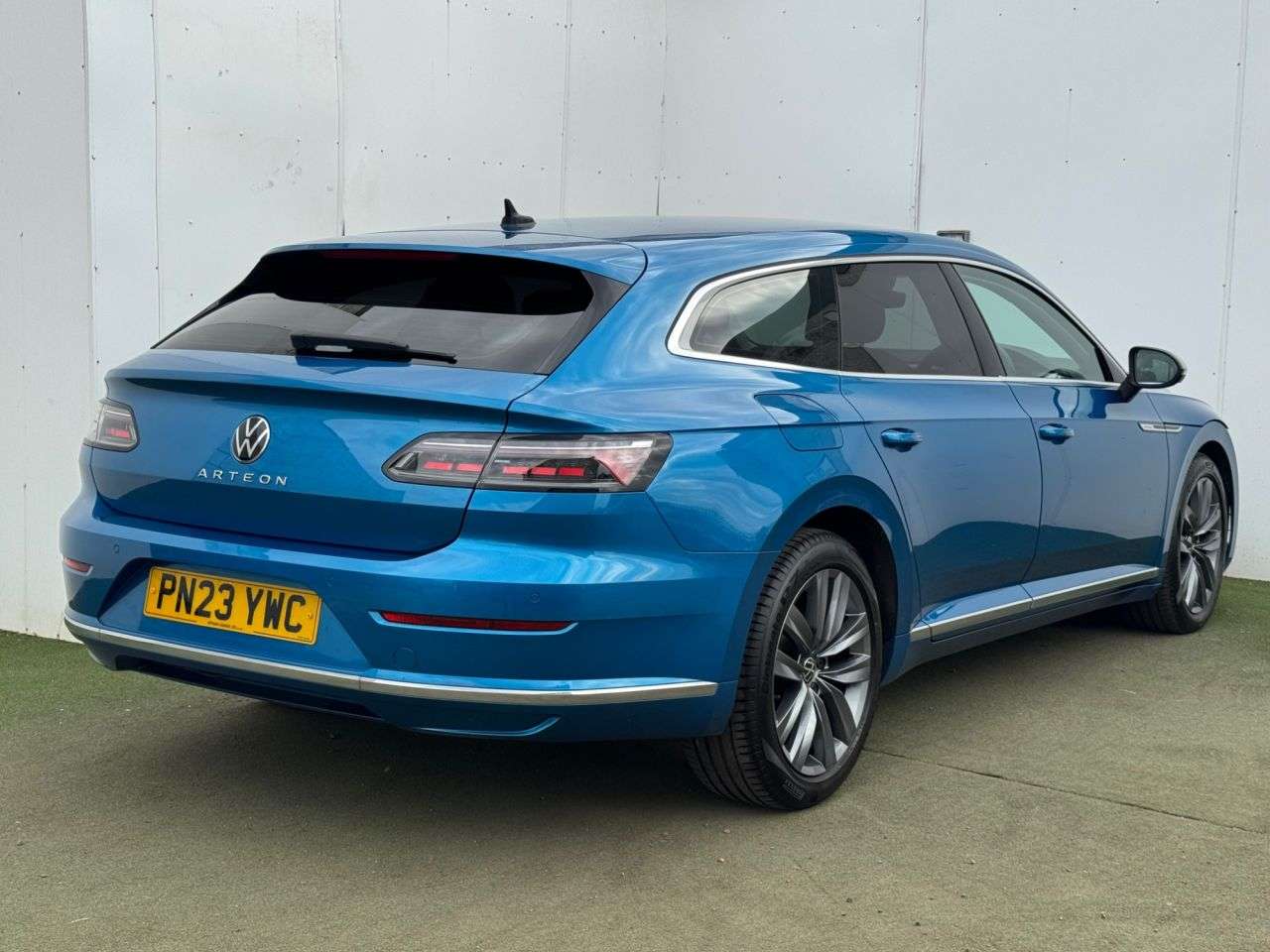 A 2023 VOLKSWAGEN ARTEON 2.0 TDi Elegance DSG A 2023 VOLKSWAGEN ARTEON 2.0 TDi Elegance DSG