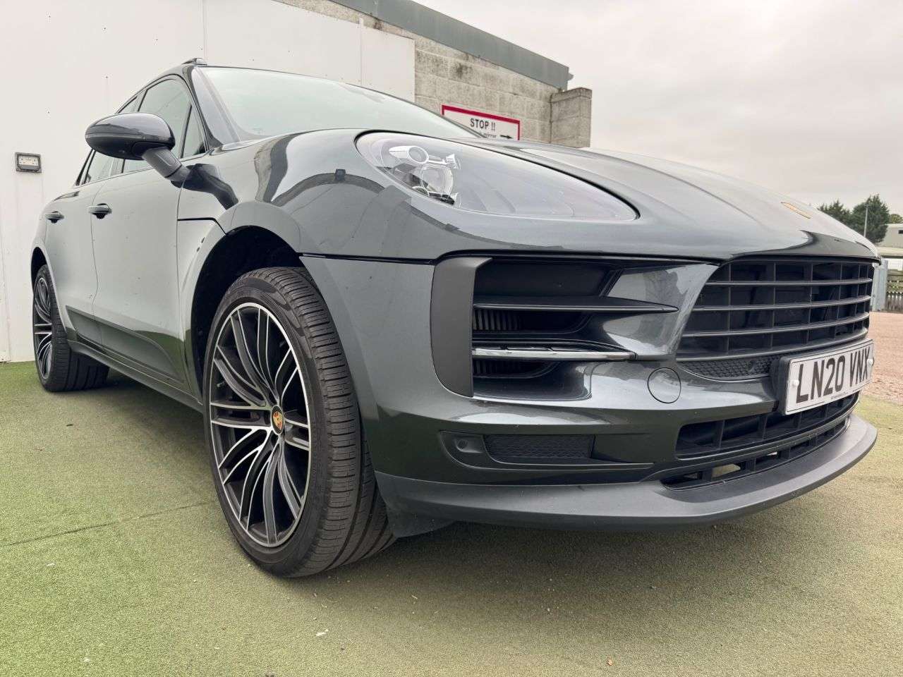 2020 PORSCHE MACAN 2020 PORSCHE MACAN