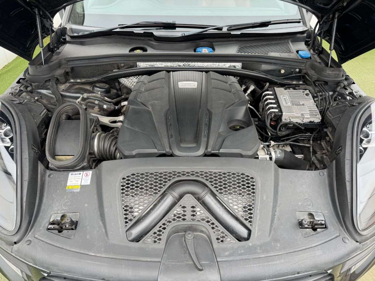 2020 PORSCHE MACAN 2020 PORSCHE MACAN