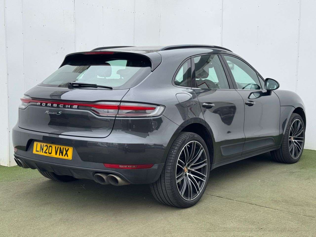 A 2020 PORSCHE MACAN S PDK A 2020 PORSCHE MACAN S PDK