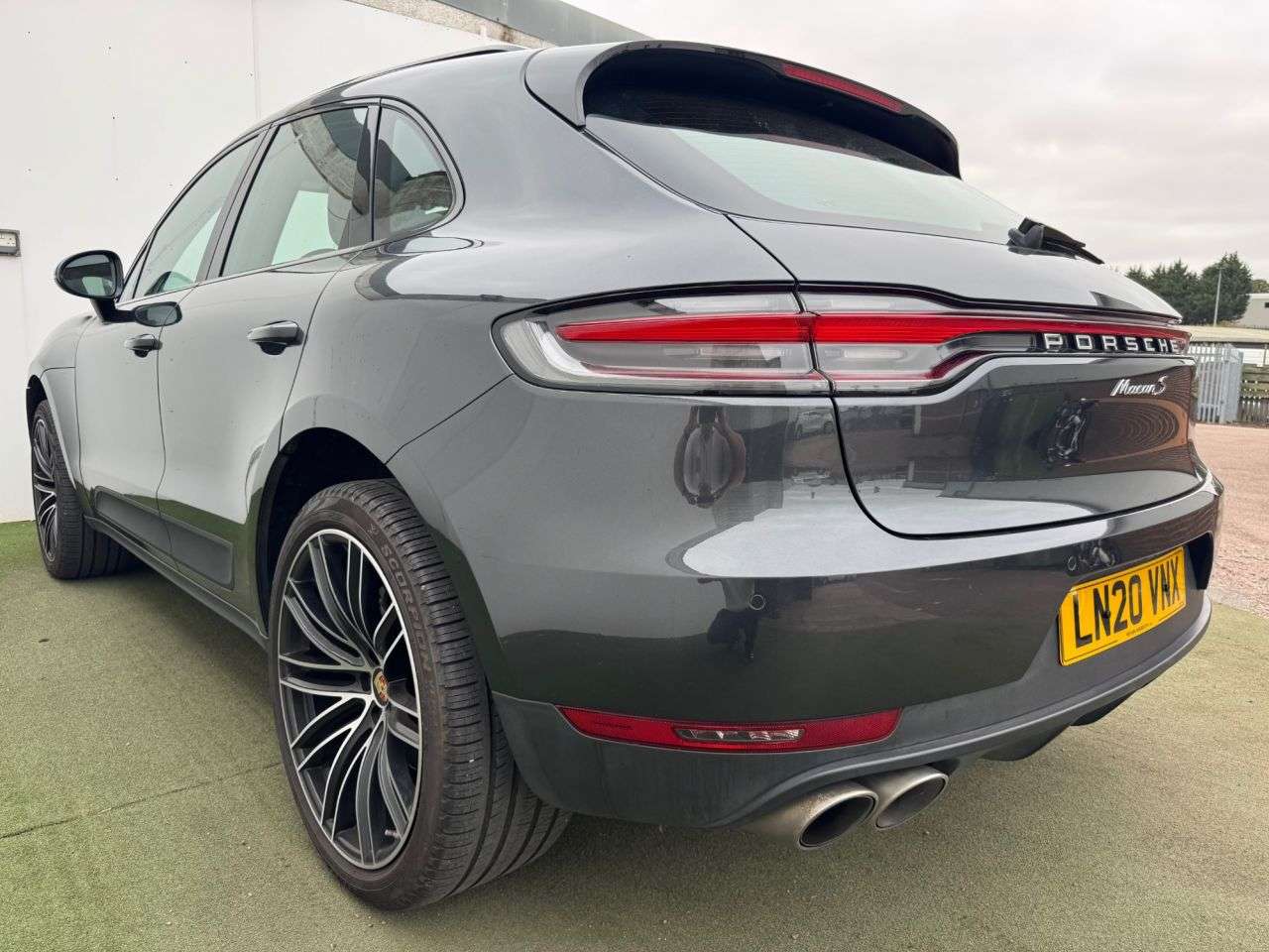 2020 PORSCHE MACAN 2020 PORSCHE MACAN