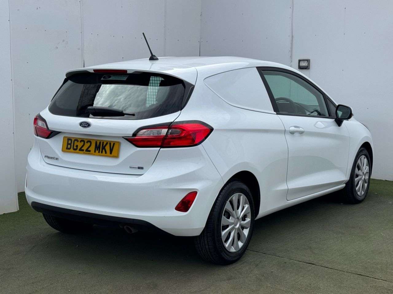 A 2022 FORD FIESTA VAN 1.0T EcoBoost MHEV Trend Car Derived Van 3dr Petrol Manual Euro 6 (s/s) (12 A 2022 FORD FIESTA VAN 1.0T EcoBoost MHEV Trend Car Derived Van 3dr Petrol Manual Euro 6 (s/s) (12