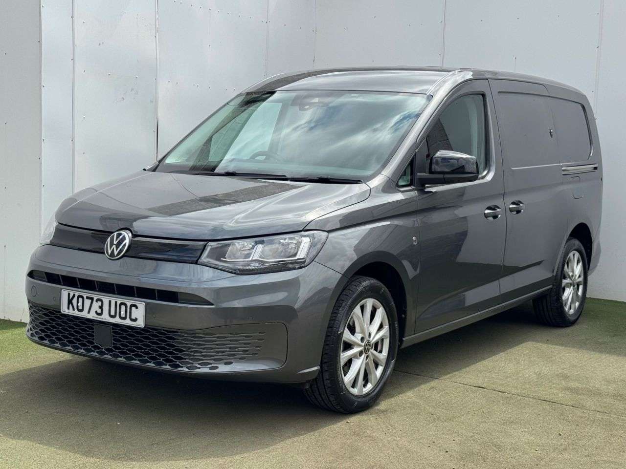 A 2024 VOLKSWAGEN CADDY MAXI 2.0 TDI C20 Commerce Pro Panel Van 6dr Diesel Manual LWB Euro 6 (s/s) (122 A 2024 VOLKSWAGEN CADDY MAXI 2.0 TDI C20 Commerce Pro Panel Van 6dr Diesel Manual LWB Euro 6 (s/s) (122