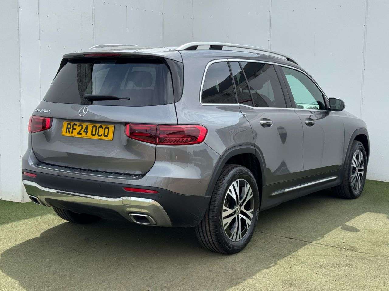 A 2024 MERCEDES-BENZ GLB 2.0 GLB200d Sport (Executive) SUV 5dr Diesel 8G-DCT Euro 6 (s/s) (150 ps) 1 A 2024 MERCEDES-BENZ GLB 2.0 GLB200d Sport (Executive) SUV 5dr Diesel 8G-DCT Euro 6 (s/s) (150 ps) 1