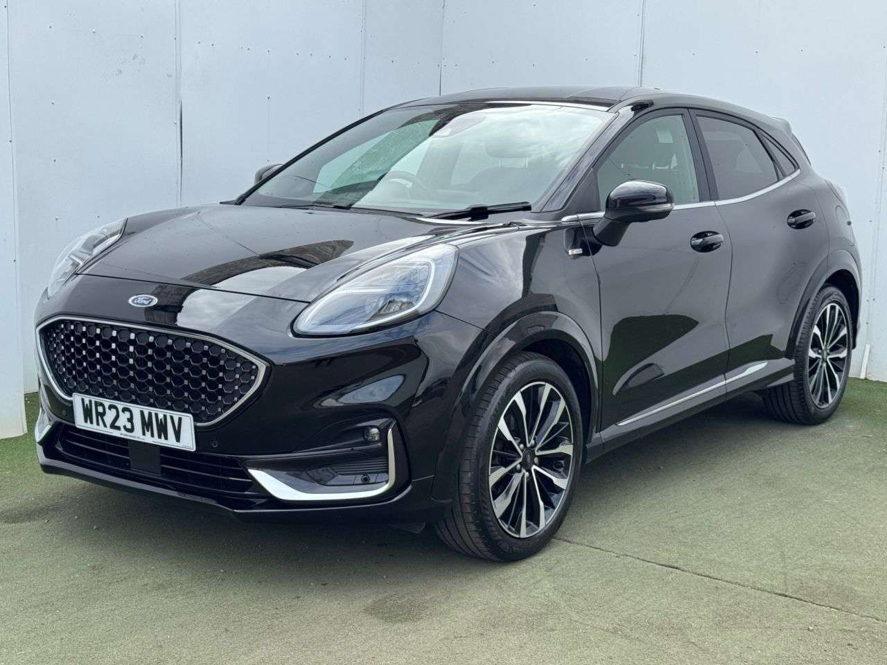 A 2023 FORD PUMA 1.0T EcoBoost MHEV ST-Line Vignale SUV 5dr Petrol Hybrid Manual Euro 6 (s/s A 2023 FORD PUMA 1.0T EcoBoost MHEV ST-Line Vignale SUV 5dr Petrol Hybrid Manual Euro 6 (s/s