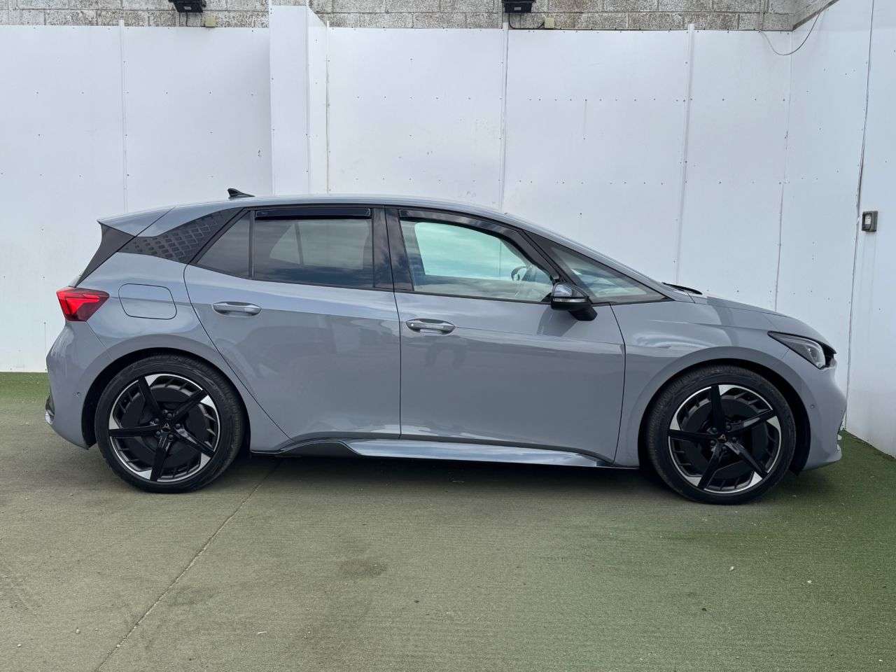 2023 CUPRA BORN 2023 CUPRA BORN