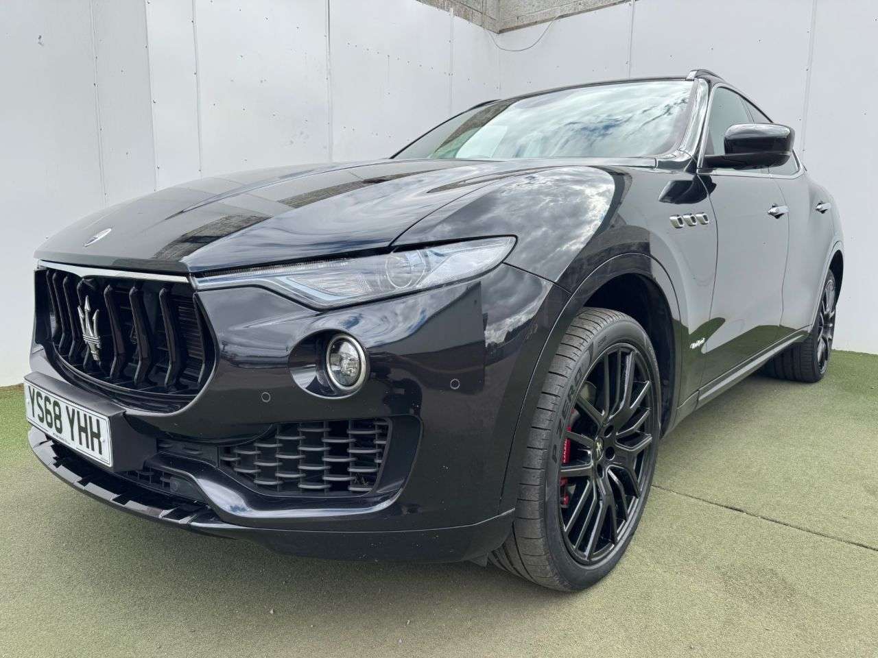 2018 MASERATI LEVANTE 2018 MASERATI LEVANTE