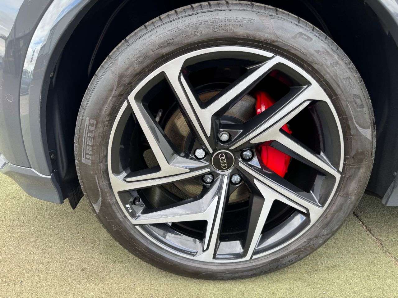 2025 AUDI Q6 E-TRON 2025 AUDI Q6 E-TRON